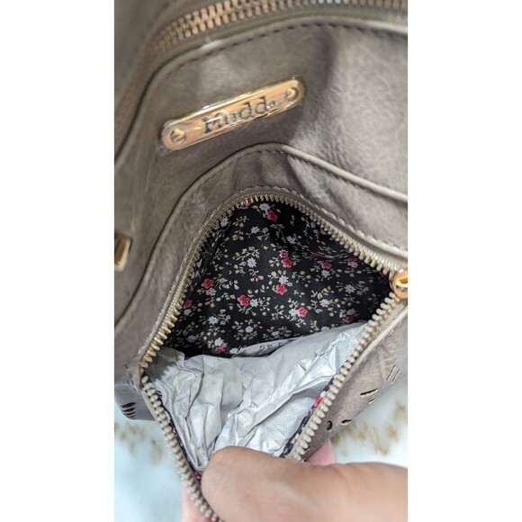 Mudd Women's Vegan Leather Grey Perforated Cross Body With Adjust Shoulder Strap - Picture 5 of 6